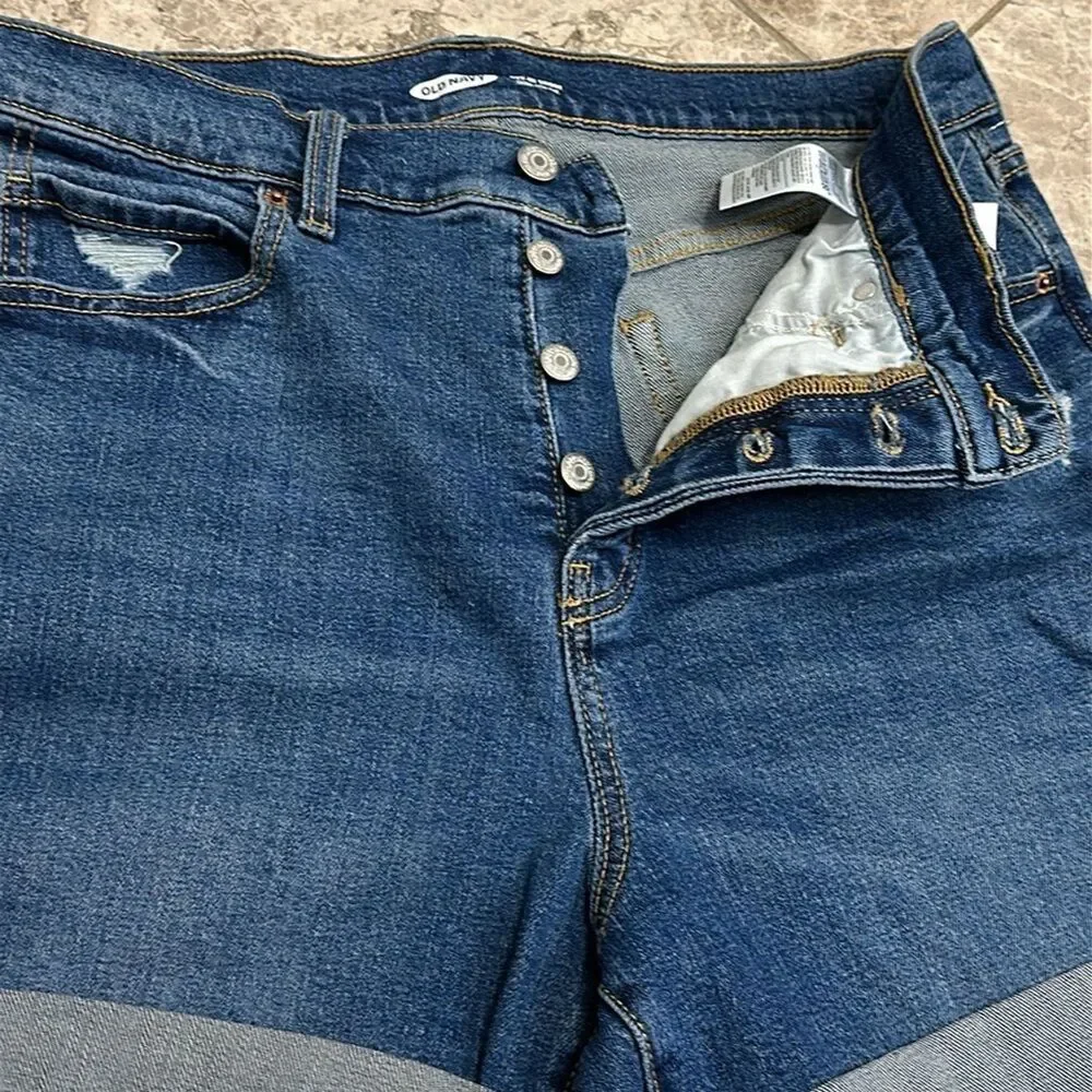 Old Navy Sky High Button Fly Cuffed Jean Short Size 14 NEW 5” Inseam